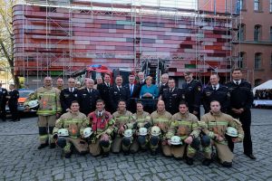 Gruppenbild DFV-Präsidium, BKin, BMI, FW, Fotograf/DFV